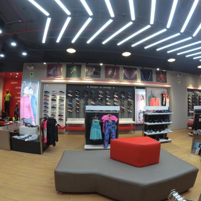 Equipamiento Tienda I-Run, Mall Aventura Santa Anita